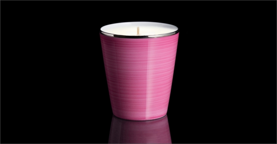 Bougie de luxe en Porcelaine de Limoges couleur rose carmin - Lorenza-difilippo.fr