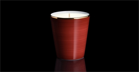 Bougie de luxe en Porcelaine de Limoges couleur brun rouge - Lorenza-difilippo.fr