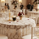 Bougie tasse Royale, décor réception de gala, nappe dentelle