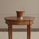 Bougie tasse Royale, ambiance table ronde marqueterie, luxe classique