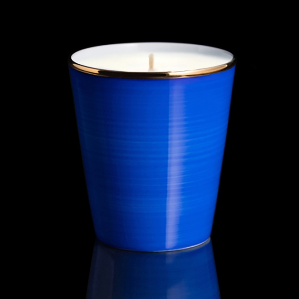 Pot à bougie Bleu Roi Limoges, filet d'or, vue principale sur fond noir