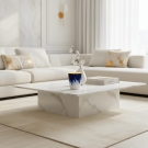 Bougie Petra Bleu artisanale Limoges dans décor intérieur blanc et or