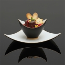 : Ensemble coupe et assiette Shérazade en porcelaine de luxe décorée à Limoges, présentation dessert raffiné