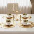 Service de table Shérazade, quatre ensembles coupe et assiette en porcelaine blanche de luxe décorée à Limoges
