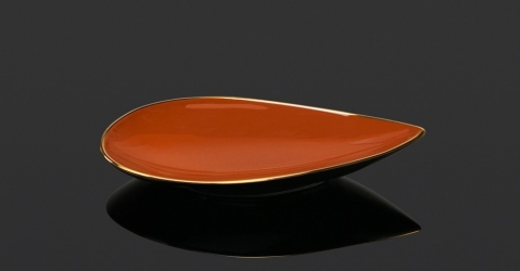Assiette en porcelaine décorée à la main - Couleur caramel - Modèle Pétale Alizée - Lorenza-difilippo.fr