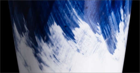 Décor peint à la main sur Timbale pour bougie modèle Petra bleu - Lorenza-difilippo.fr