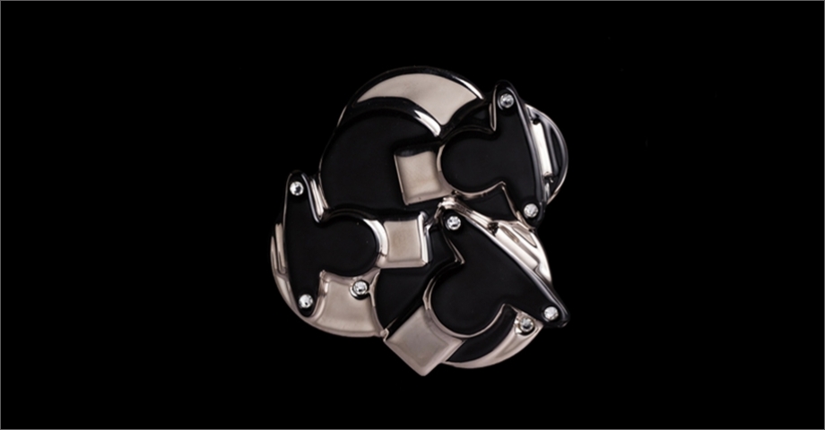 Collier de luxe - Modèle Perlia en noir et platine - Lorenza-difilippo.fr