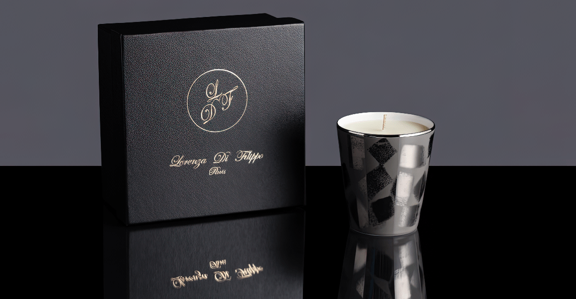 Pots à bougie en porcelaine décorés à la main